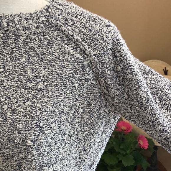 Sweater - Picture 4 of 5